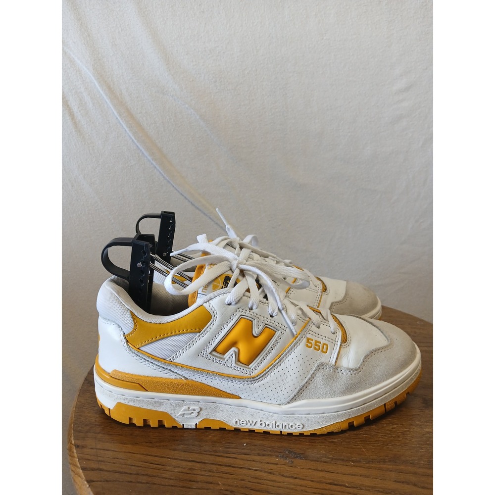 New balance 550 sea salt varsity gold mens size 7 streetwear